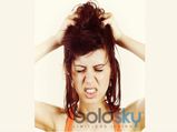 10 Remedies To Fight Dandruff In Summer