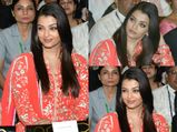 Aishwarya Rai Looks Hot In Abu Jani Sandeep At Padma Awards Ceremony