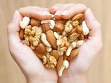 Eat Nuts To Lower Cholestrol