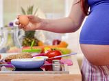 Why Having Eggs (Vitamin A) During Pregnancy Is DANGEROUS? 