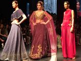 Ileana D'Cruz Looks Breathtaking While Walking For Ridhi Mehra @ LFW W/F 2016