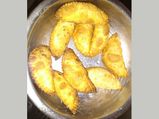 Tricks To Make Crispy Karanji For Ganesh Chaturthi