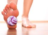 Put Sliced Onion On Your Foot Overnight & See What Happens!