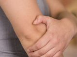 6 Effective Home Remedies To Lighten Dark Elbows 