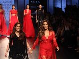 LFW 2017: Malaika Arora Slayed In Red 