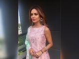 Esha Gupta's Traditional Look Became The Epitome Of Elegance