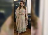  Huma Qureshi Looks Gorgeous In This Wedding Look