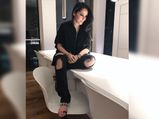 Maanayata Dutt Is Giving Out Positive Vibes With This Black Casual Wear 