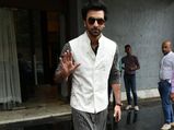 This Is The Reason Why We Are Crushing Over Ranbir Kapoor’s Traditional Look