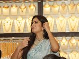 Wow! Katrina Kaif Notched Up Her Ethnic Style