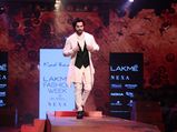 Varun Dhawan’s Outfit At LFW 2018 Focuses On Anti-Trend Approach And Multi-Functional Design
