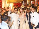Deepika & Ranveer Yet Again Prove That They Are The Fashion Icons With Their Ethnic Numbers
