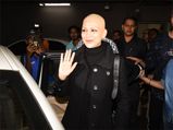 Sonali Bendre Opts For An All-black Look As She Returns To India