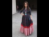 Juhi Chawla's Indigo And Pink Attire Is A Perfect Pick For Resort Vacay 