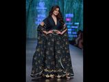 Kritika Kamra's Desi Attire Is Perfect For Ladies Who Want To Wear Something Different 