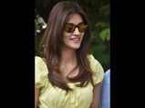 Kriti Sanon Brings Alive The 60s Fashion With Her Off-duty Outfit 
