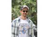 Hrithik Roshan Fashionably Roasts His War Co-star Tiger Shroff With A Flying Jatt T-Shirt