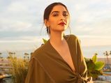 Sonam Kapoor Ahuja Gives Us Cues On How To Notch Up Our Travel Wardrobe 