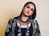 Sonakshi Sinha Amazes Us With Her Gorgeous Ensemble And On-Point Jewellery Game At Promotions