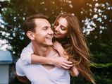 10 Budget-Friendly Dating Ideas That Won't Break The Bank