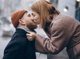 7 Best Things That Happen When You Kiss Your Partner 
