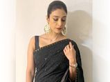 Tabu's Black Sari Is For Those Who Want To Attend A Friend's Wedding 