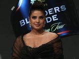 Blenders Pride Fashion Tour Finale 2020: Priyanka Chopra Looks Stunning In Graphic Liner & High Bun