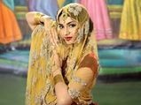 Sonam Kapoor Ahuja Superbly Pulls Off Madhubala’s Iconic Look From Mughal-e-Azam And We’re Impressed