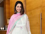 Hina Khan Flaunts Her White Ethnic Suit With Pink Dupatta And It’s Ideal For Religious Ceremonies
