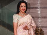 On Dream Girl Hema Malini’s Birthday, Her Elegant Saree Looks To Inspire All The Ladies In The Town