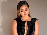 Rashami Desai Looks Dread Drop Gorgeous In Smokey Eye Makeup; A Step-By-Step Guide To Recreate It