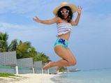 Hina Khan’s New Pictures From Maldives In Colourful Beach Outfits Are Setting Major Vacay Goals