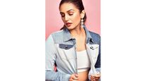 Huma Qureshi’s Colour-Blocked Denim Attire Would Make You Want To Buy Denims Right Away
