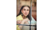 Aditi Rao Hydari Exudes Festive Goals With Her Yellow And Blue Traditional Outfit 