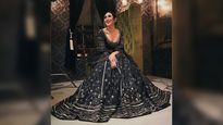 Karisma Kapoor Looks Elegant In Her Black Chanderi Lehenga; Perfect For Attending Wedding Occasions