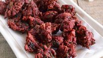 Crispy Pakora Recipe: How To Prepare Black Chickpeas And Beetroot Pakoras