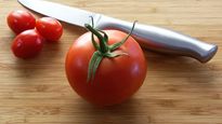 Mumbai Woman Dies After Accidentally Eating Poisonous Tomatoes
