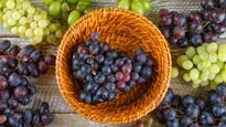 Eating Grapes May Reduce Risk Of Sunburn: How Many Should You Eat?