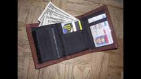 Vastu Tips: Things You Should Not Carry In Your Wallet 