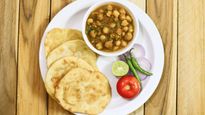 Navratri 2023: Ashtami Prasad ke Poori Recipe