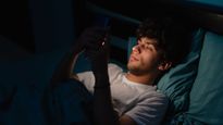 Skincare SOS: 4 Ways Your Midnight Phone Use Is Ruining Your Skin
