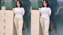 Manisha Koirala Gets A New Makeover And Sparks A Conversation About Owning Age Without Apology
