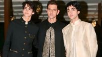 Family Goals On The Dance Floor: Hrithik Roshan Dances With Sons Hrehaan And Hridhaan At Family Wedding