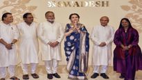 Swadesh 2025: Nita Ambani’s 100-Year-Old Jewellery Dazzles as Bollywood Stuns in Indian Looks