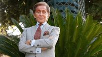 Valentino Garavani, Icon of Elegance and Founder of a Fashion Empire, Dies at 93