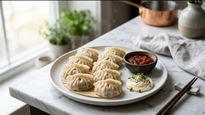 Street Style Juicy Filling Chicken Momos Recipe