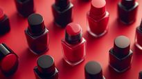 Fashion Tips What Is Red Nail Theory And How To Boost Confidence With It 011