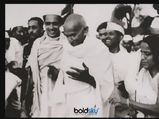 மகாத்மா காந்தியின் வாழ்க்கையில் நடந்த அதிர்ச்சி தரும் சம்பவம் பற்றி உங்களுக்கு தெரியுமா?