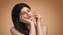 இந்த குளிர்காலத்துல உங்க சருமம் பளபளன்னு ஜொலிக்கணுமா? அப்ப 'இந்த' 5 விஷயத்தை ஃபாலோ பண்ணுங்க!