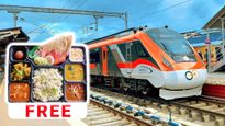 இந்த இந்திய ரயிலில் பயணிகள் அனைவருக்கும் 29 வருஷமா இலவச உணவு கொடுக்கப்படுது? ஏன் தெரியுமா?